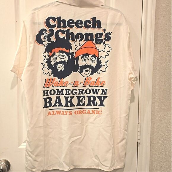Mad Engine Cheech & Chong Wake-n-Bake Homegrown Bakery Button Down S/S Shirt - Picture 4 of 7